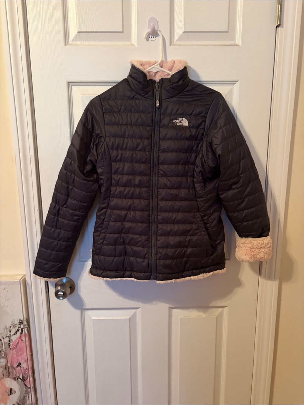 The North Face Kids Black Puffer Jacket with Pink Faux-Fur Trim